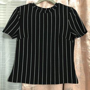 Black and White Striped Tee - Sz Medium